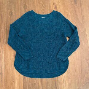 Gorgeous women’s Sonoma round neck sweater size large